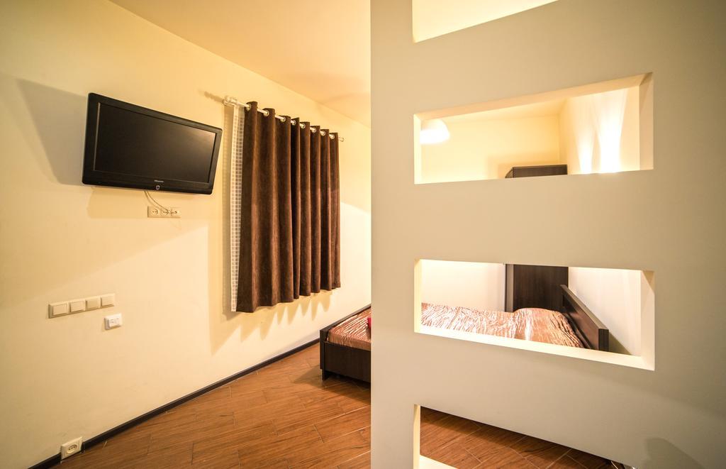 Apartment On Rappoporta 7B - 2 Lviv Dış mekan fotoğraf